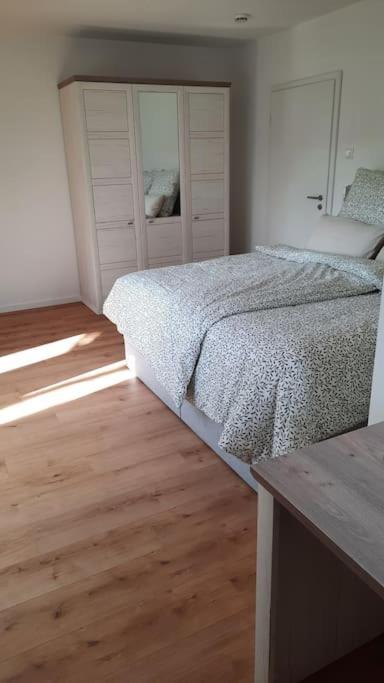 Neubau Ferienwohnung - Wallsbuell Wallsbull Dış mekan fotoğraf